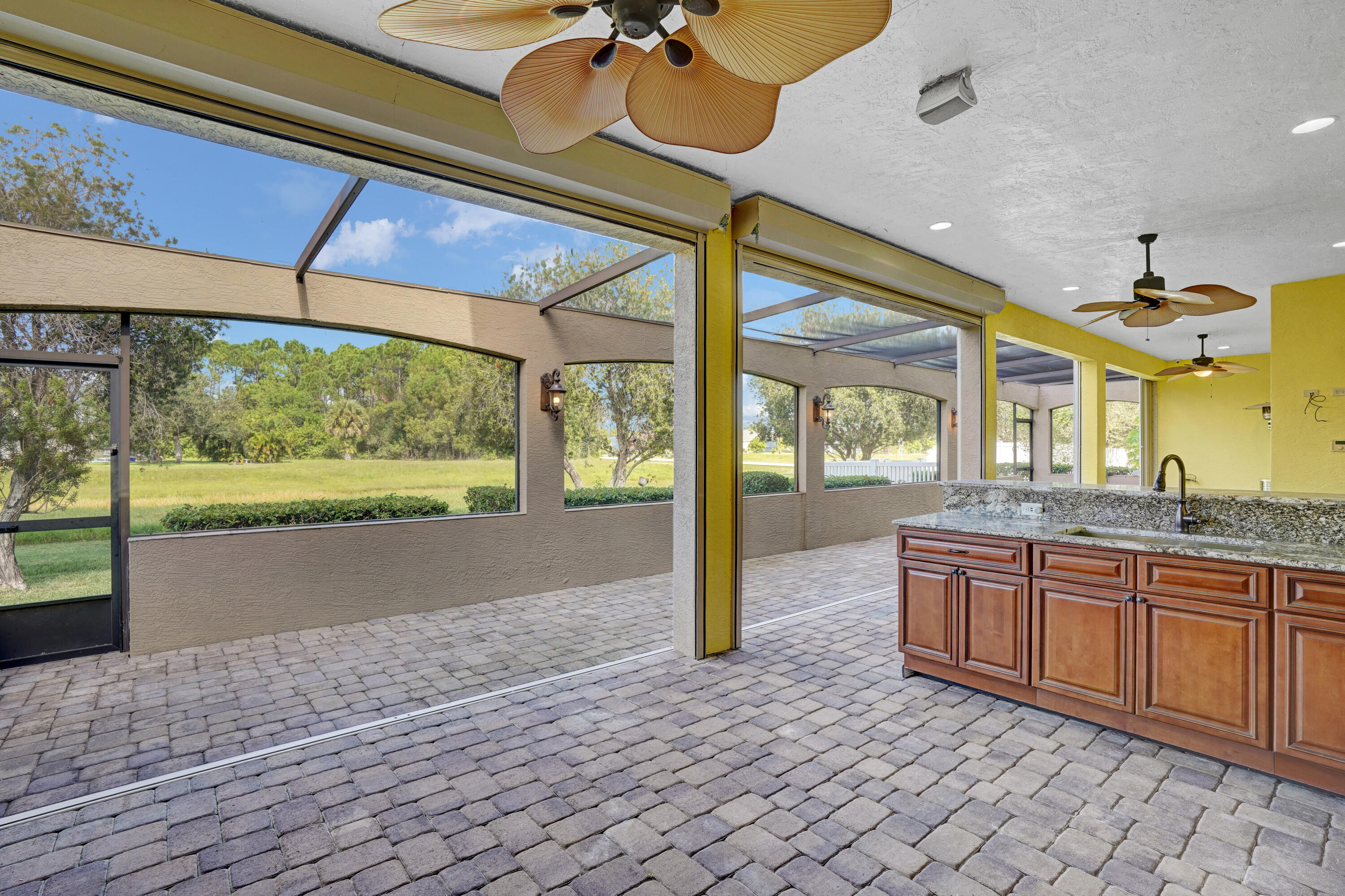 PORT ST LUCIE SECTION 46 1ST REPLAT - Residential