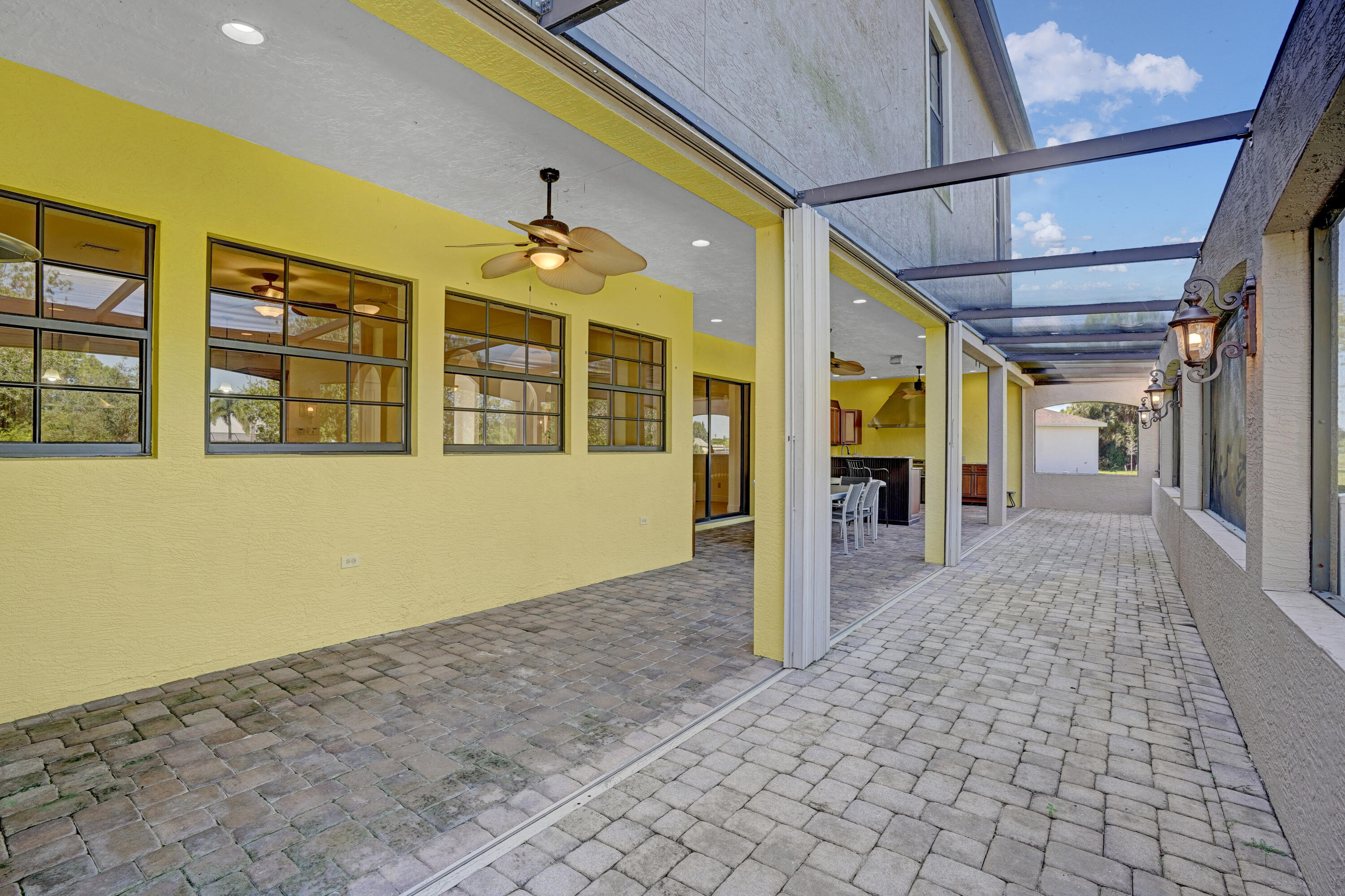 PORT ST LUCIE SECTION 46 1ST REPLAT - Residential