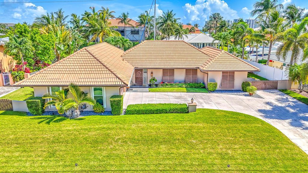 Photo of 1090 Fairview Lane, Singer Island, FL 33404 (MLS # R11099515)