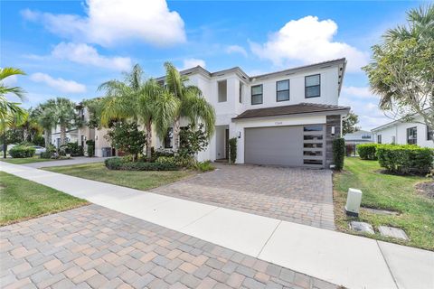 A home in Lake Worth