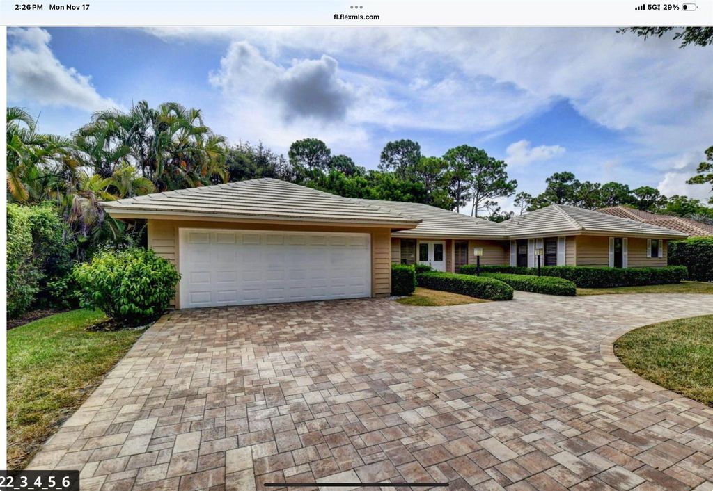 Photo of 11546 Dunes Road, Boynton Beach, FL 33436 (MLS # R11141363)