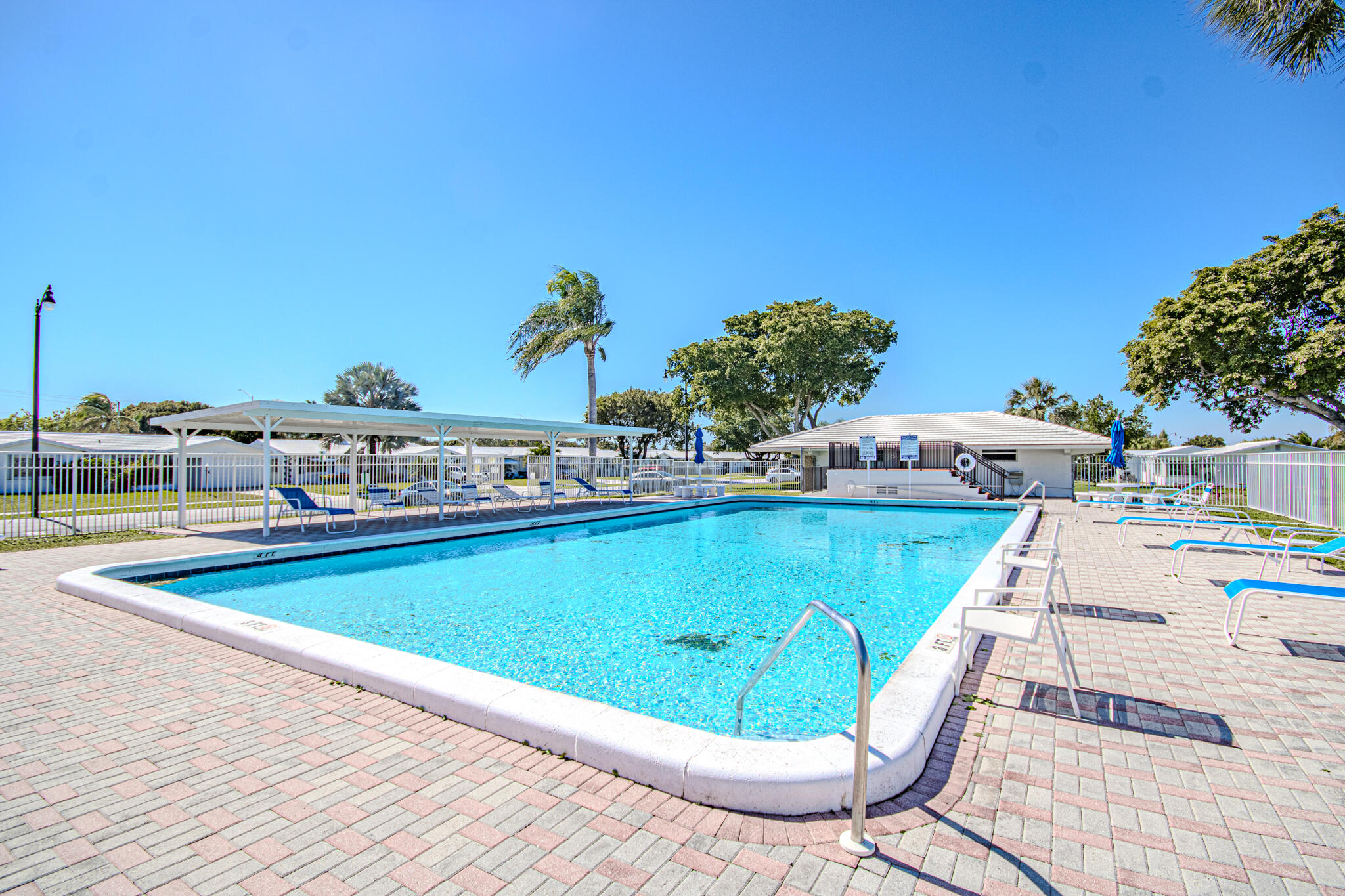 LEISUREVILLE FAIRWAY TWO CONDO - Residential