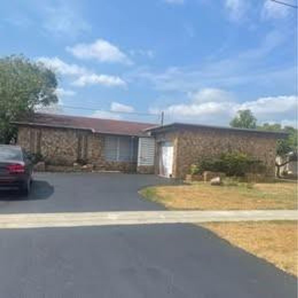 Photo of 12030 NW 29th Manor, Sunrise, FL 33323 (MLS # B26031982)