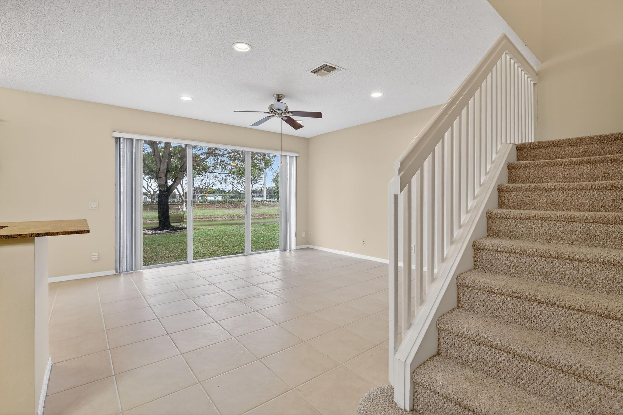 LAGUNA ISLES - Residential Lease