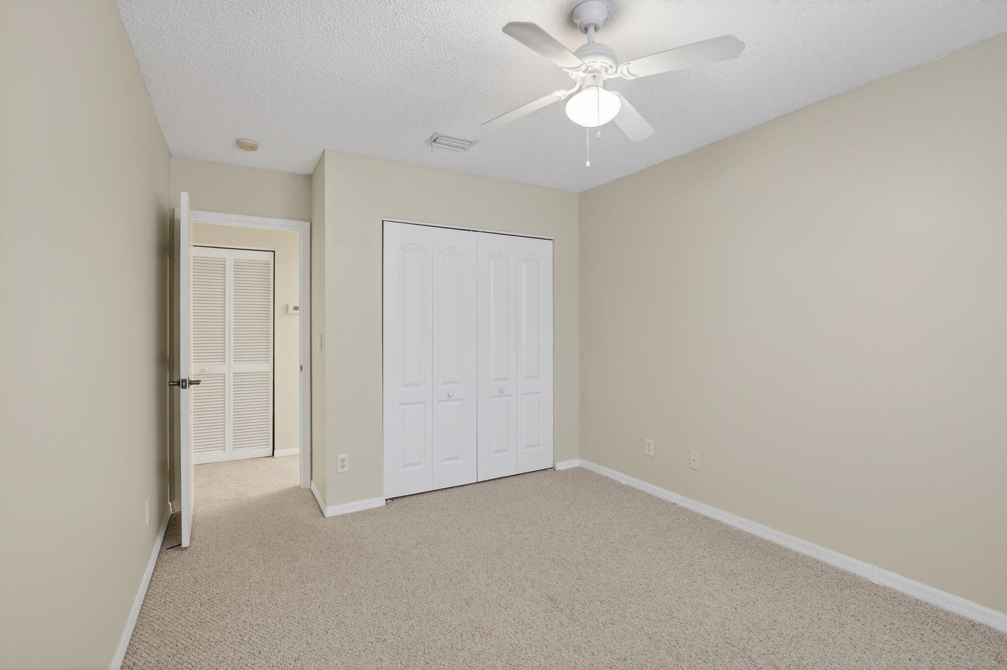 LAGUNA ISLES - Residential Lease