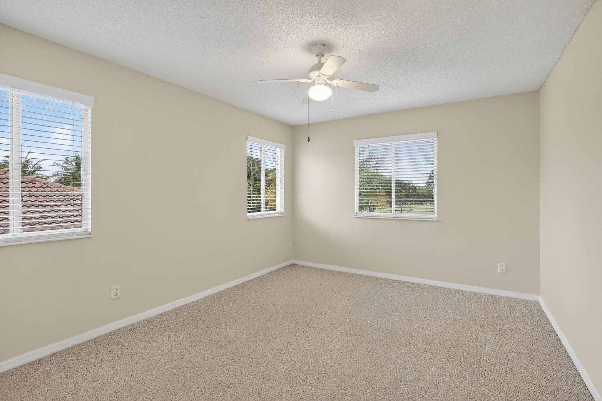 LAGUNA ISLES - Residential Lease