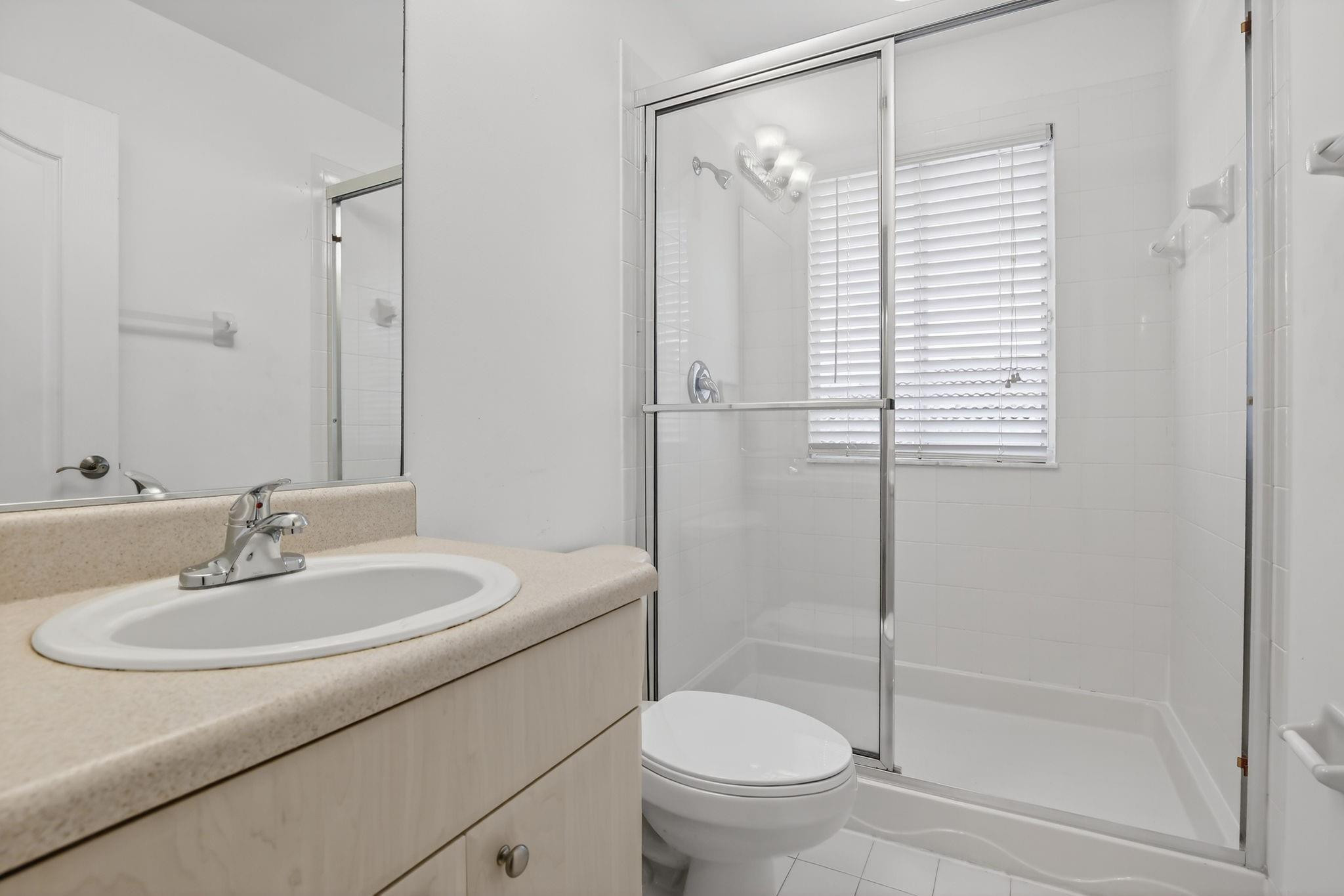 LAGUNA ISLES - Residential Lease