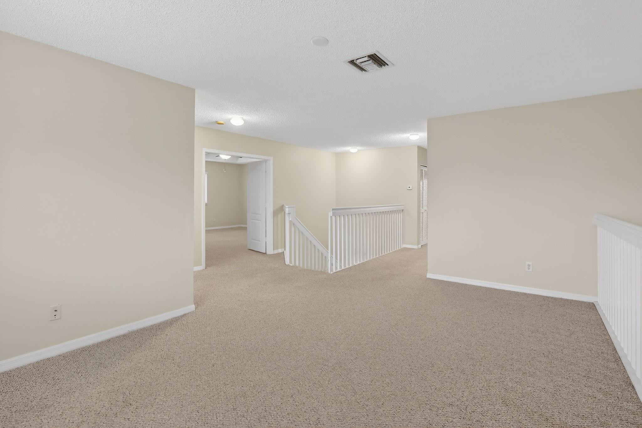 LAGUNA ISLES - Residential Lease