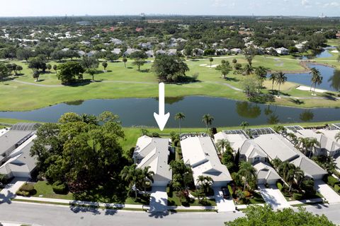 Single Family Residence in Palm Beach Gardens FL 597 Masters Way Way 29.jpg