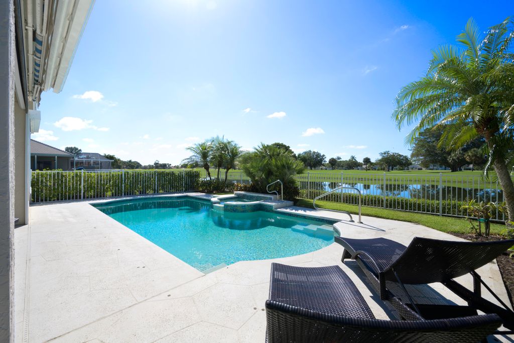 Photo of 597 Masters Way, Palm Beach Gardens, FL 33418 (MLS # R10989511)