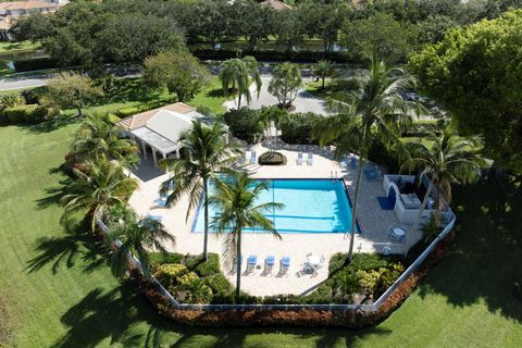 Single Family Residence in Palm Beach Gardens FL 597 Masters Way Way 33.jpg