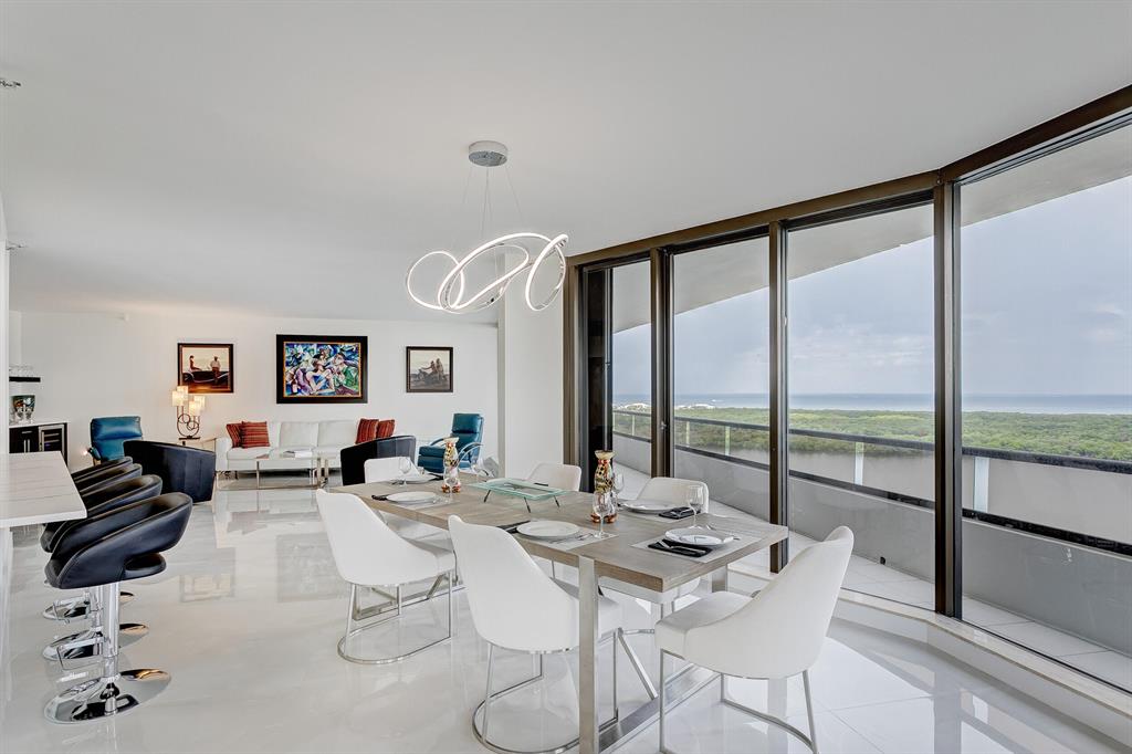 OLD PORT COVE LAKE POINT - Residential