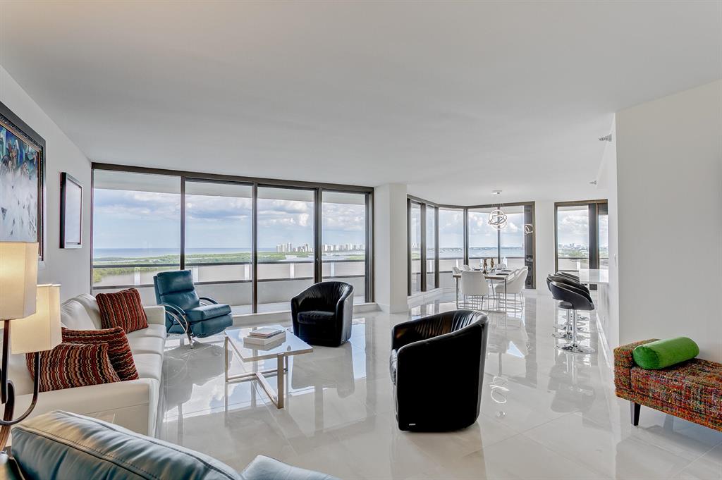 OLD PORT COVE LAKE POINT - Residential