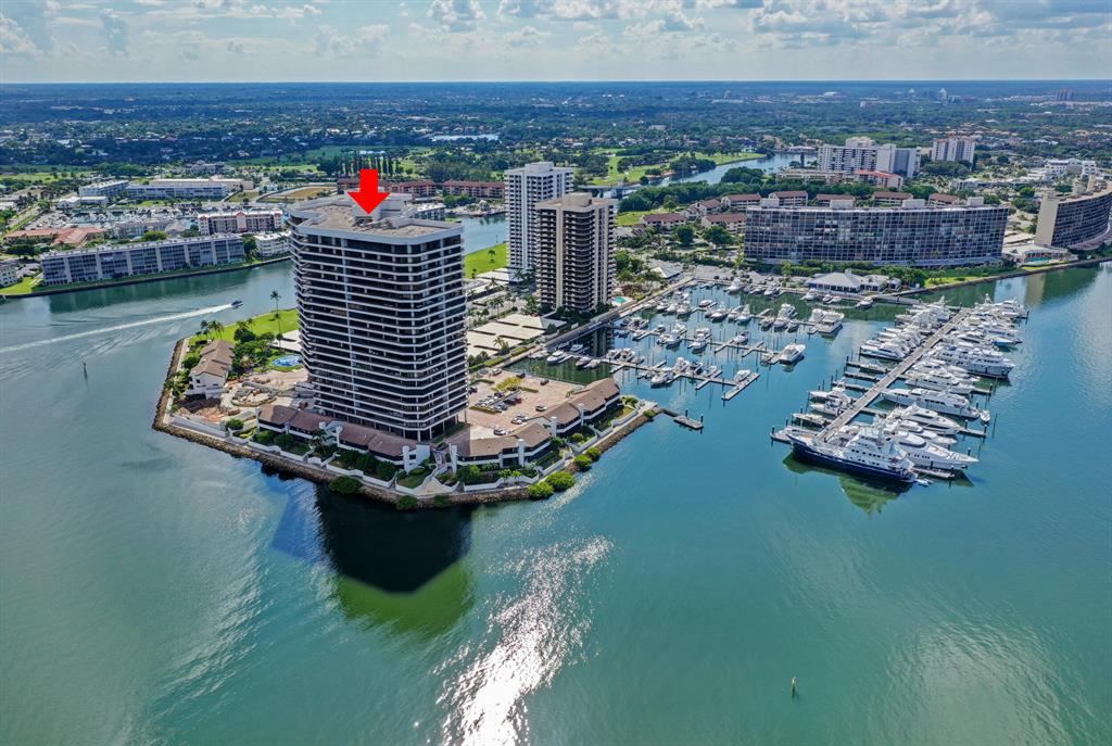 OLD PORT COVE LAKE POINT - Residential