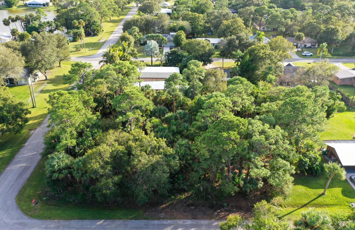 LAKEWOOD PARK UNIT 8 - Land