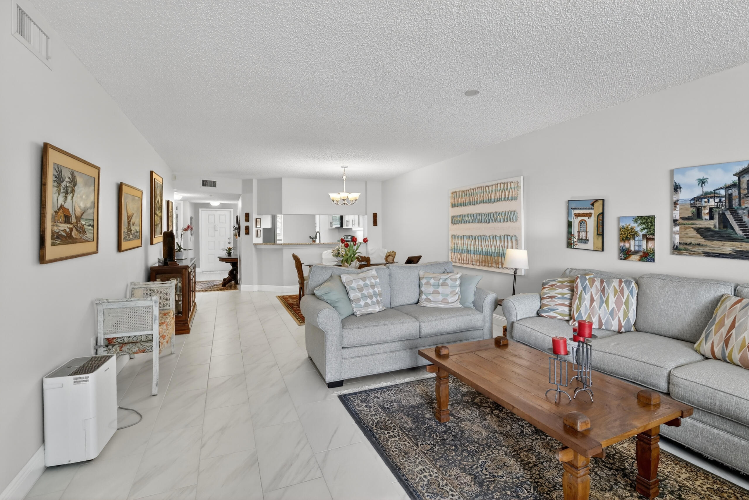 SUNRISE LAKES 197 CONDO - Residential