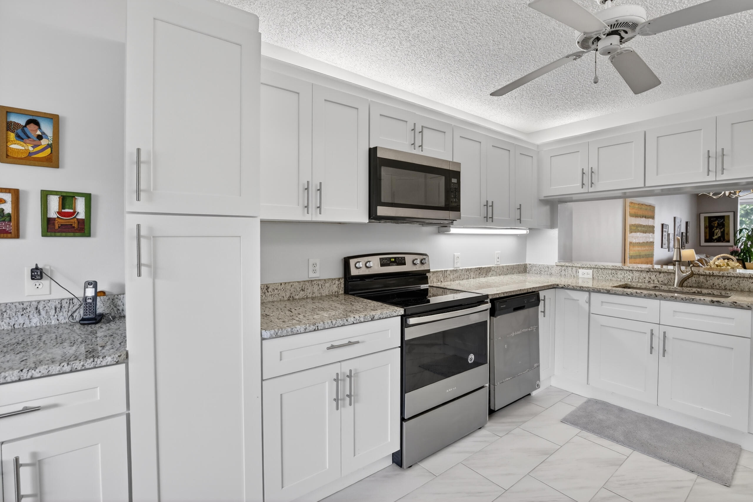 SUNRISE LAKES 197 CONDO - Residential