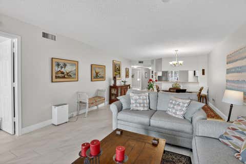 Tiny photo for 10111 NW 24th Place #105, Sunrise, FL 33322 (MLS # B26017649)
