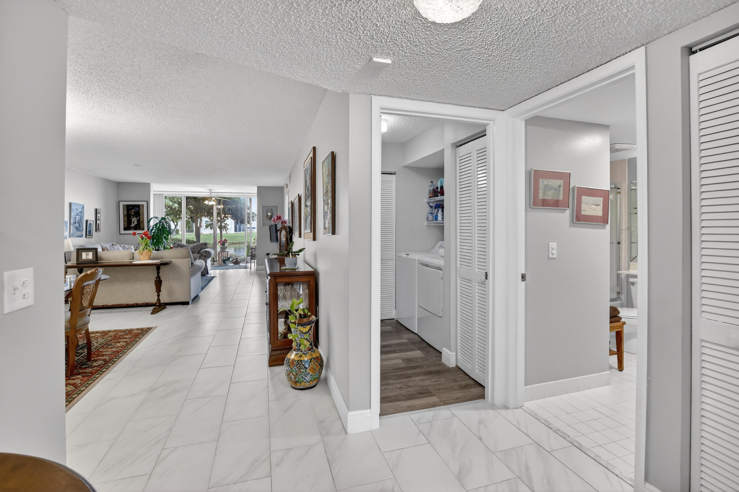 SUNRISE LAKES 197 CONDO - Residential