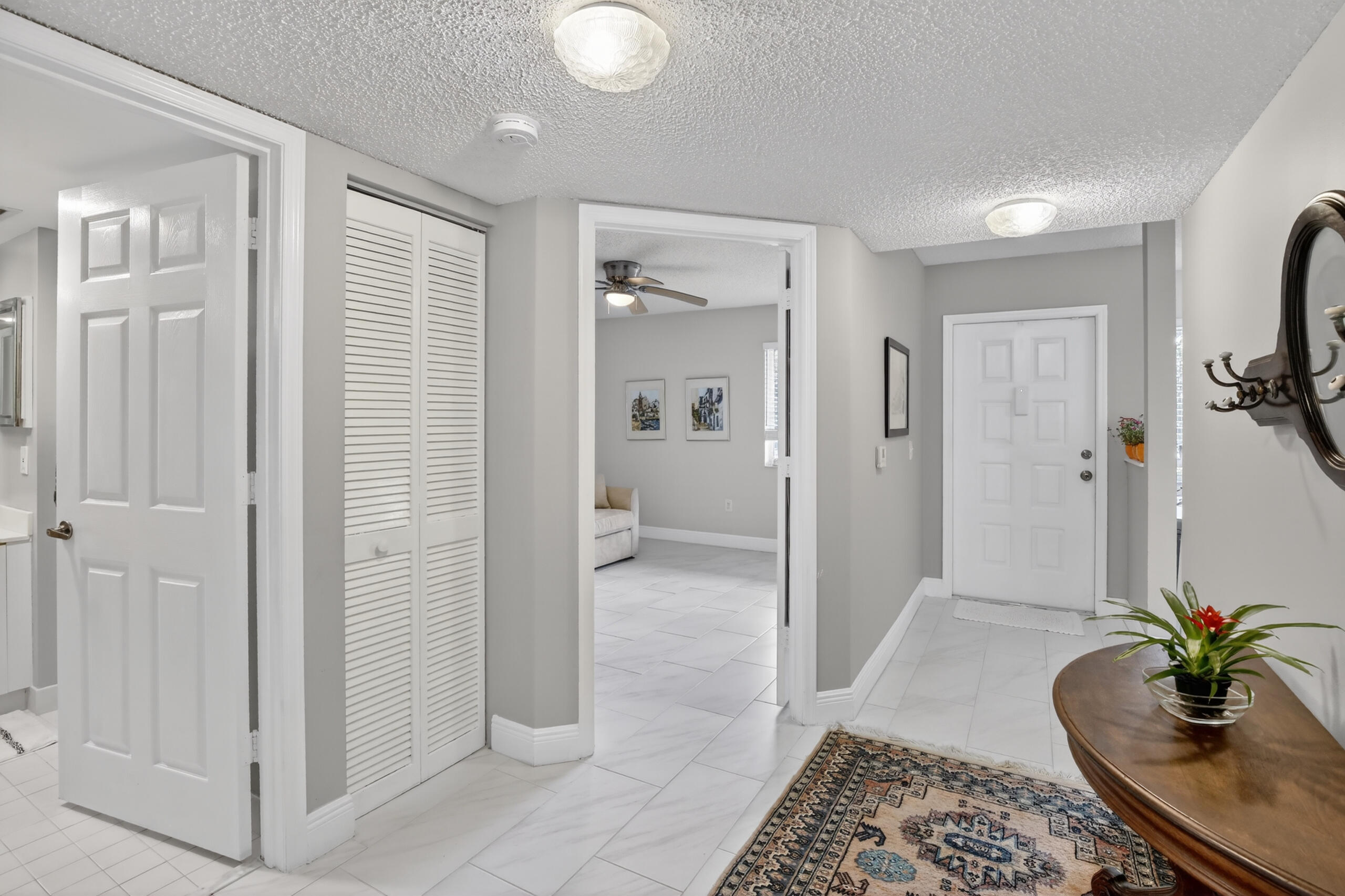 SUNRISE LAKES 197 CONDO - Residential