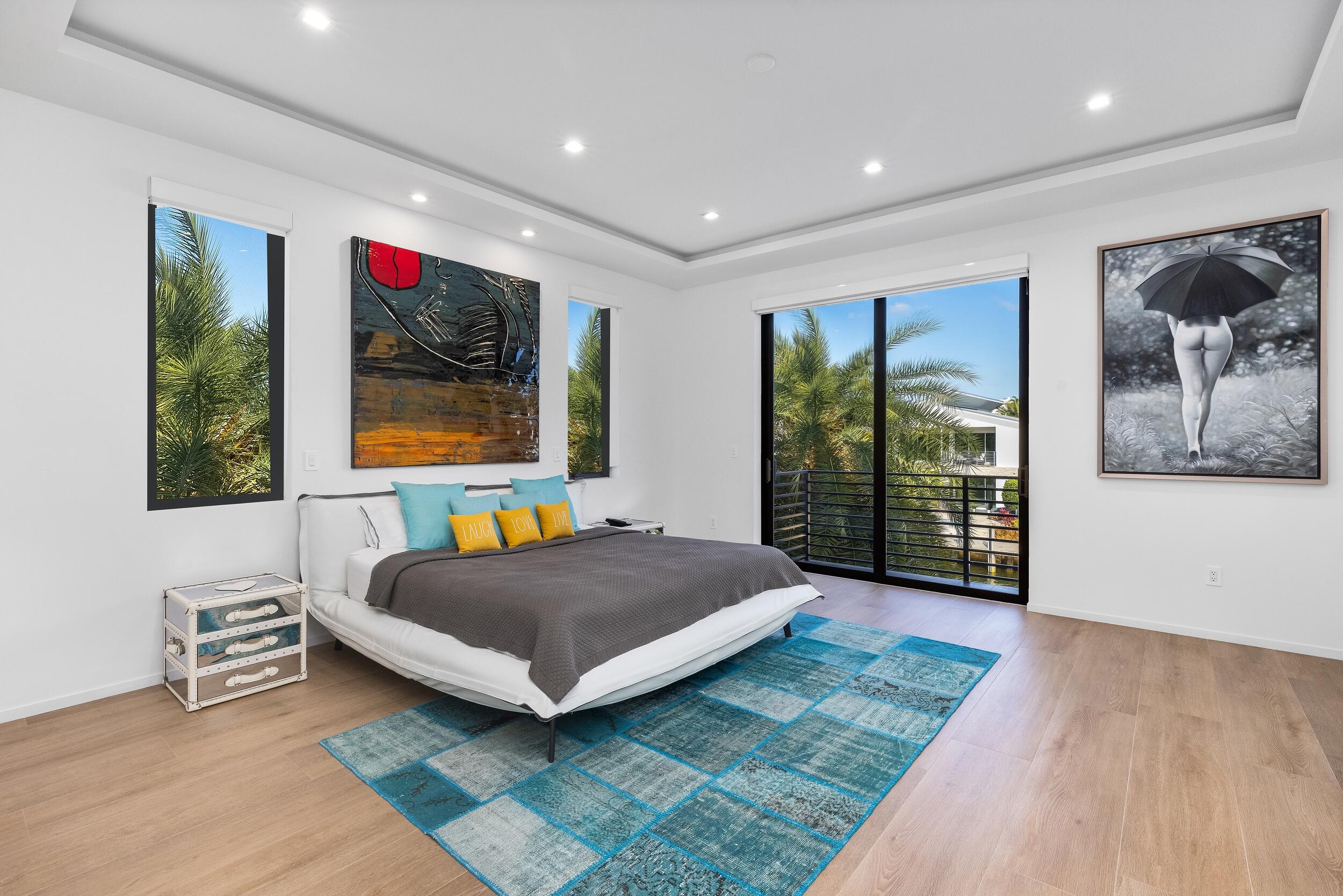 Venice 8-12 B - Residential