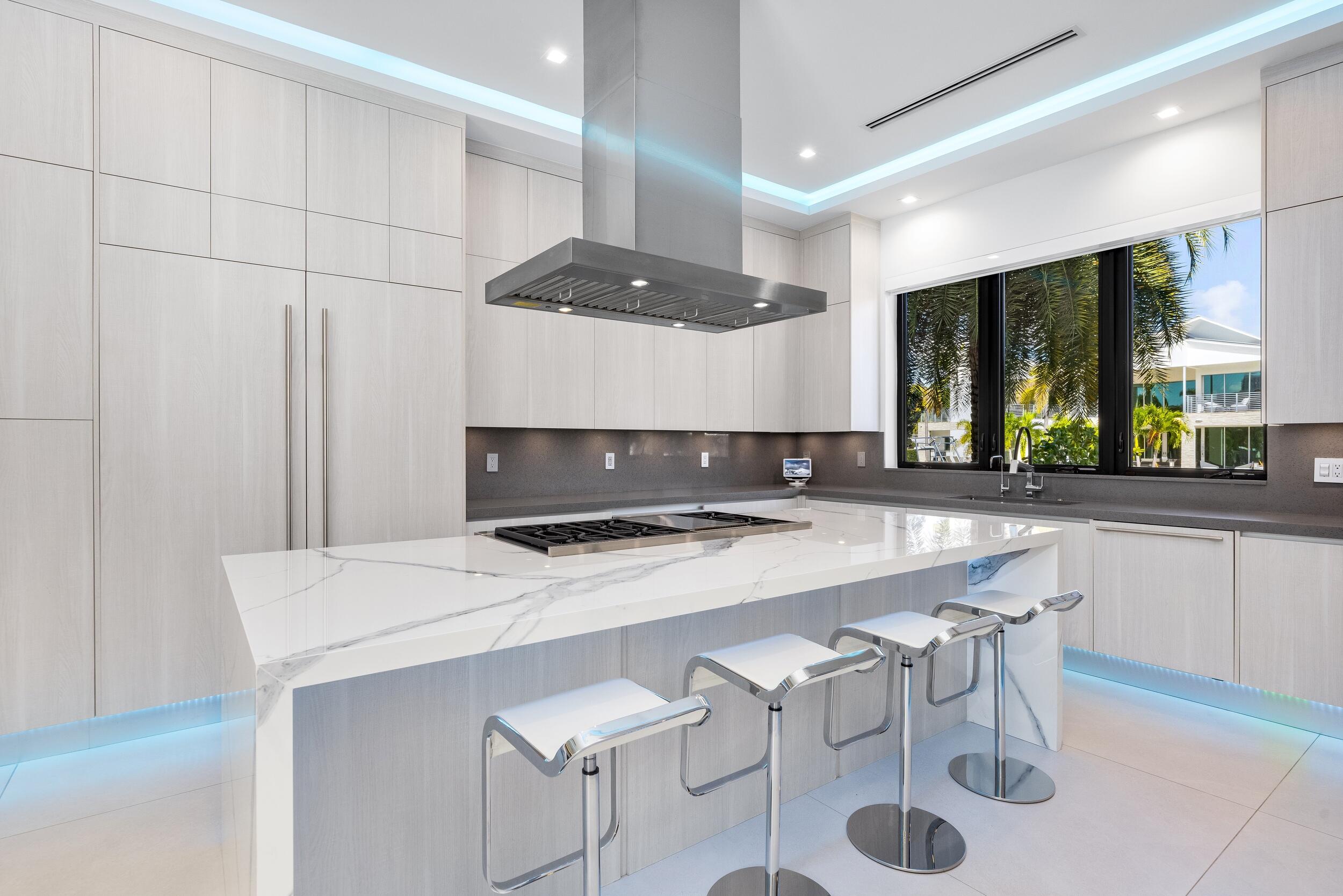 Venice 8-12 B - Residential