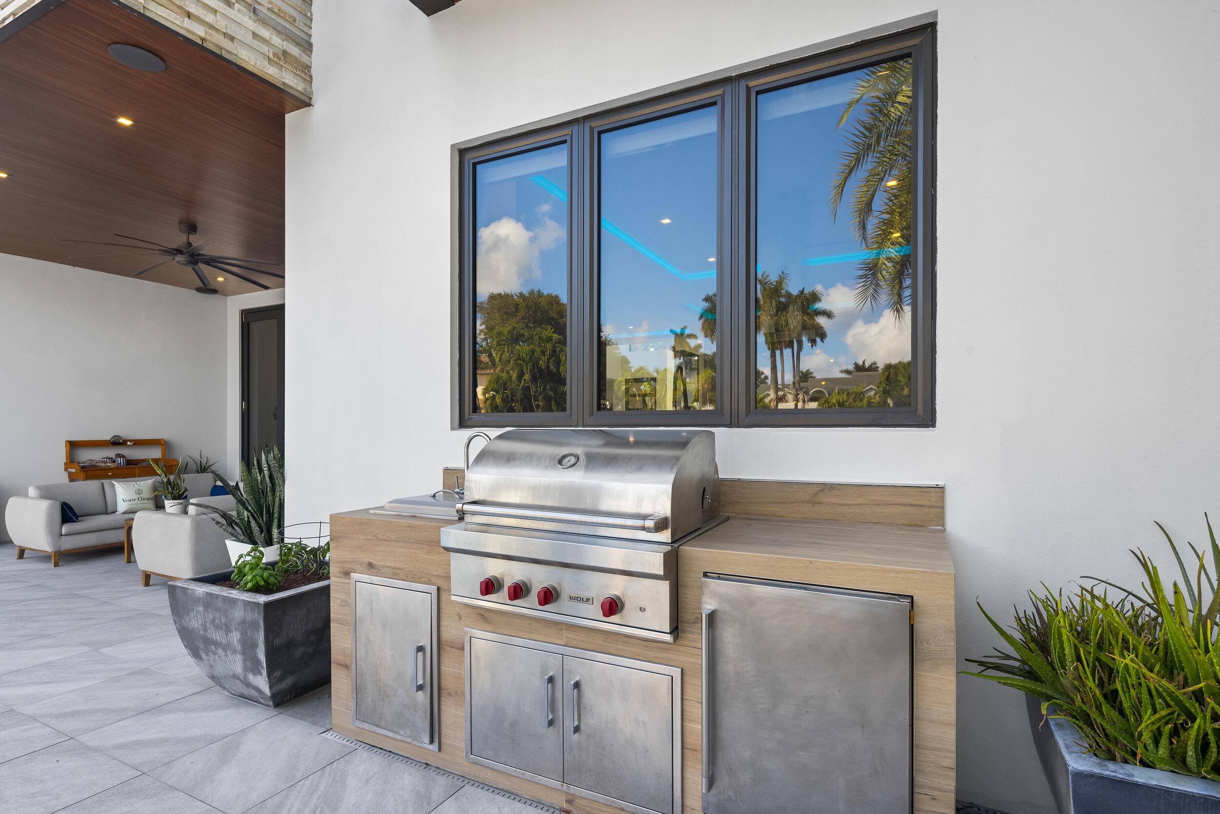 Venice 8-12 B - Residential