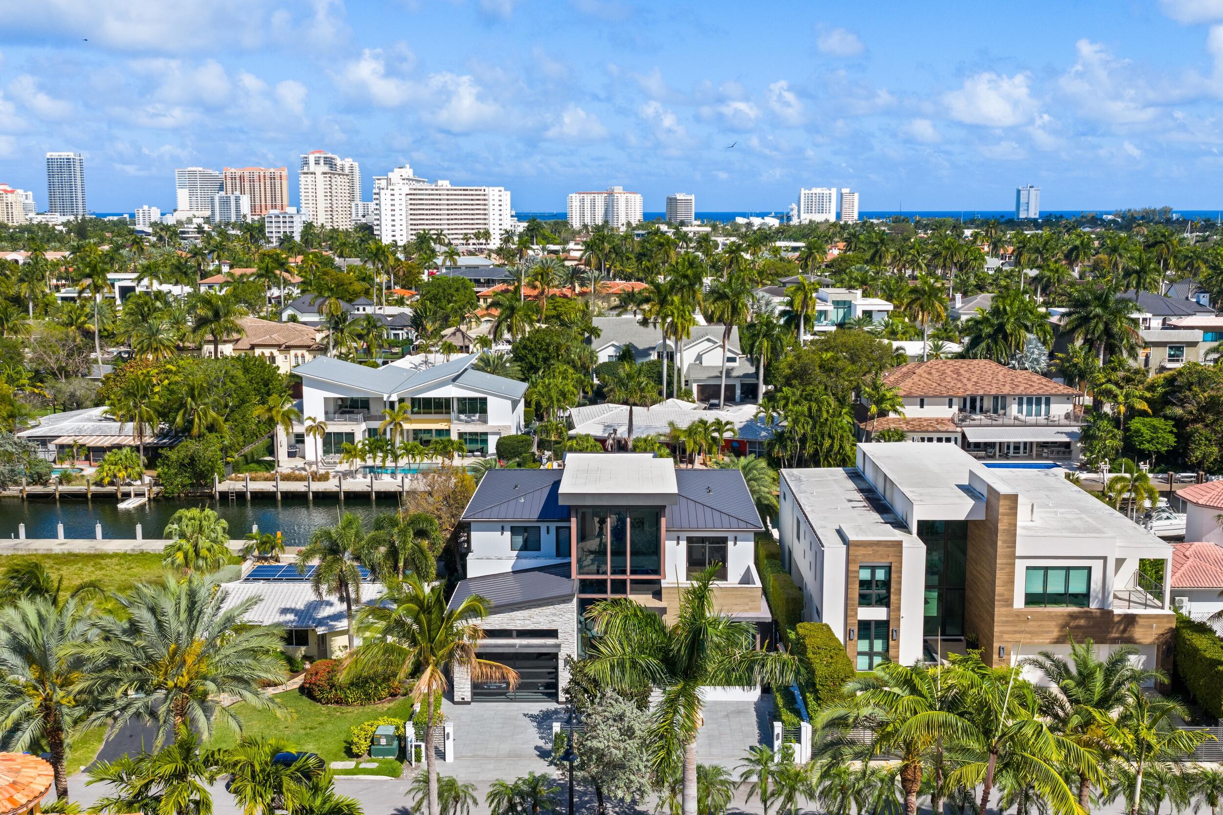 Venice 8-12 B - Residential