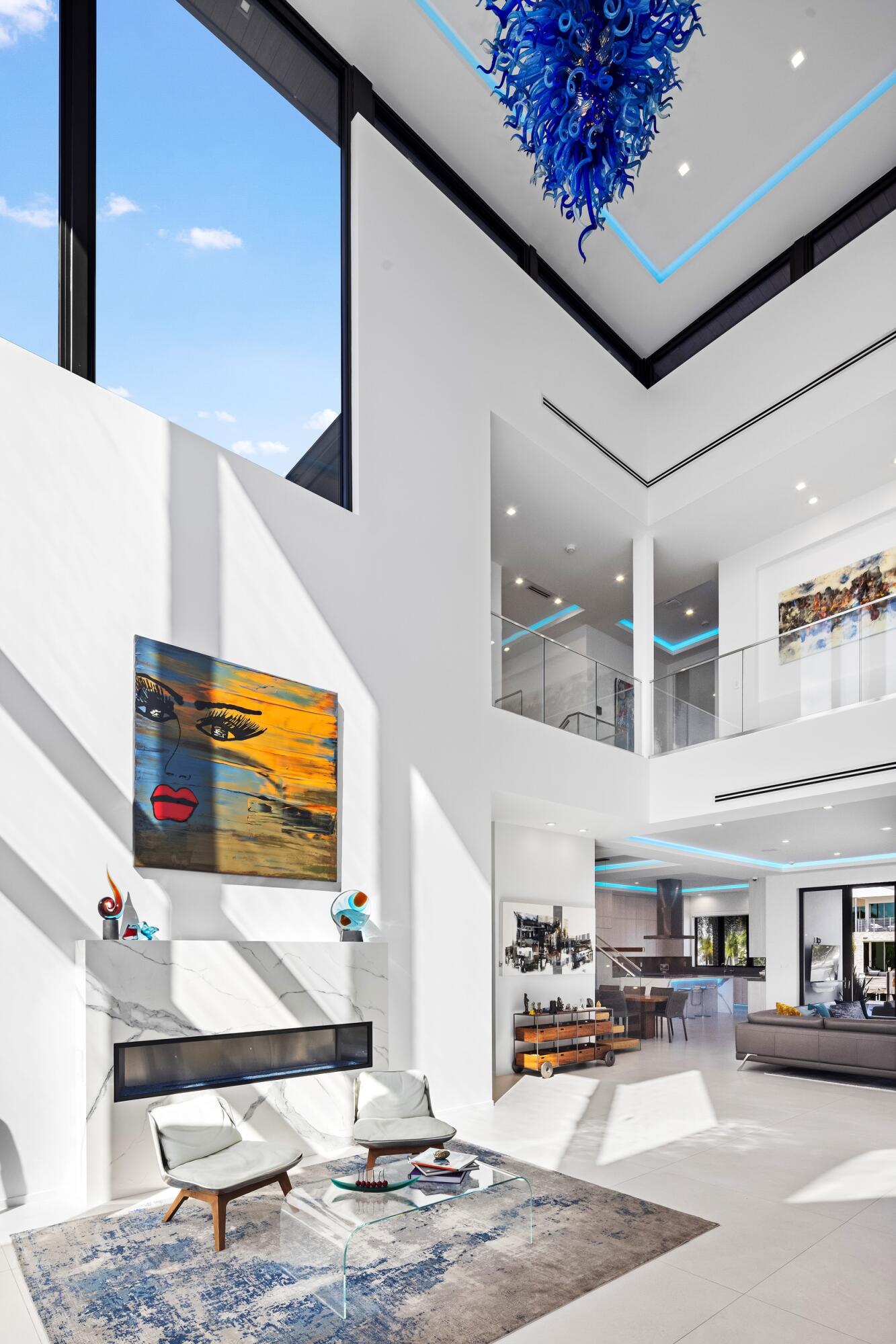 Venice 8-12 B - Residential