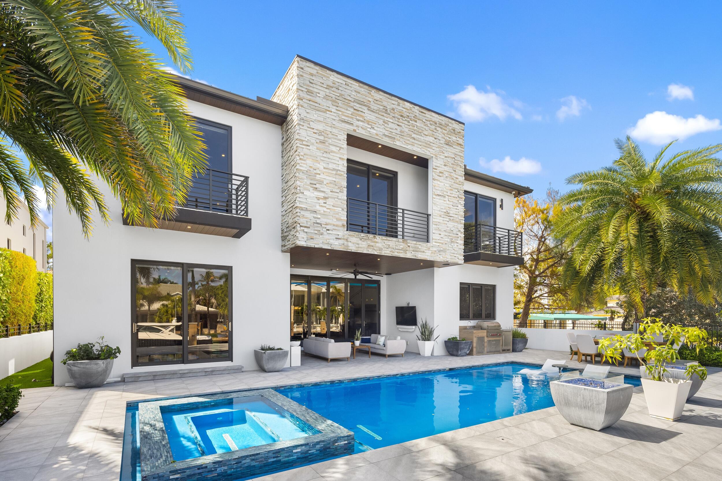 Venice 8-12 B - Residential