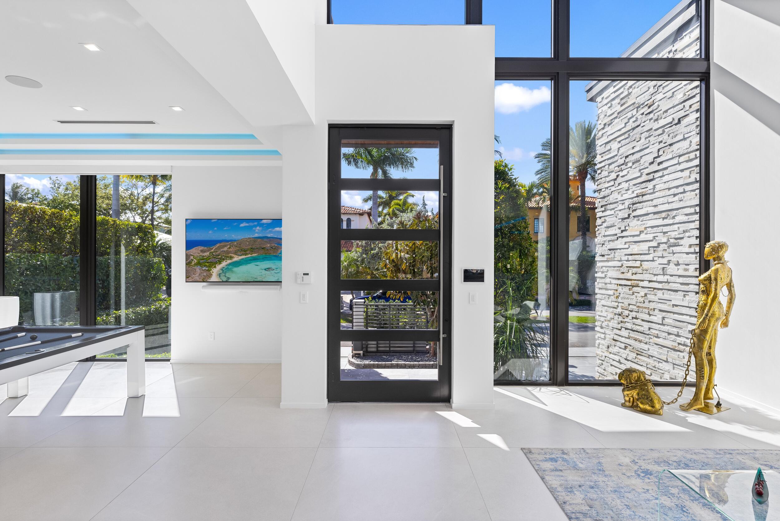 Venice 8-12 B - Residential