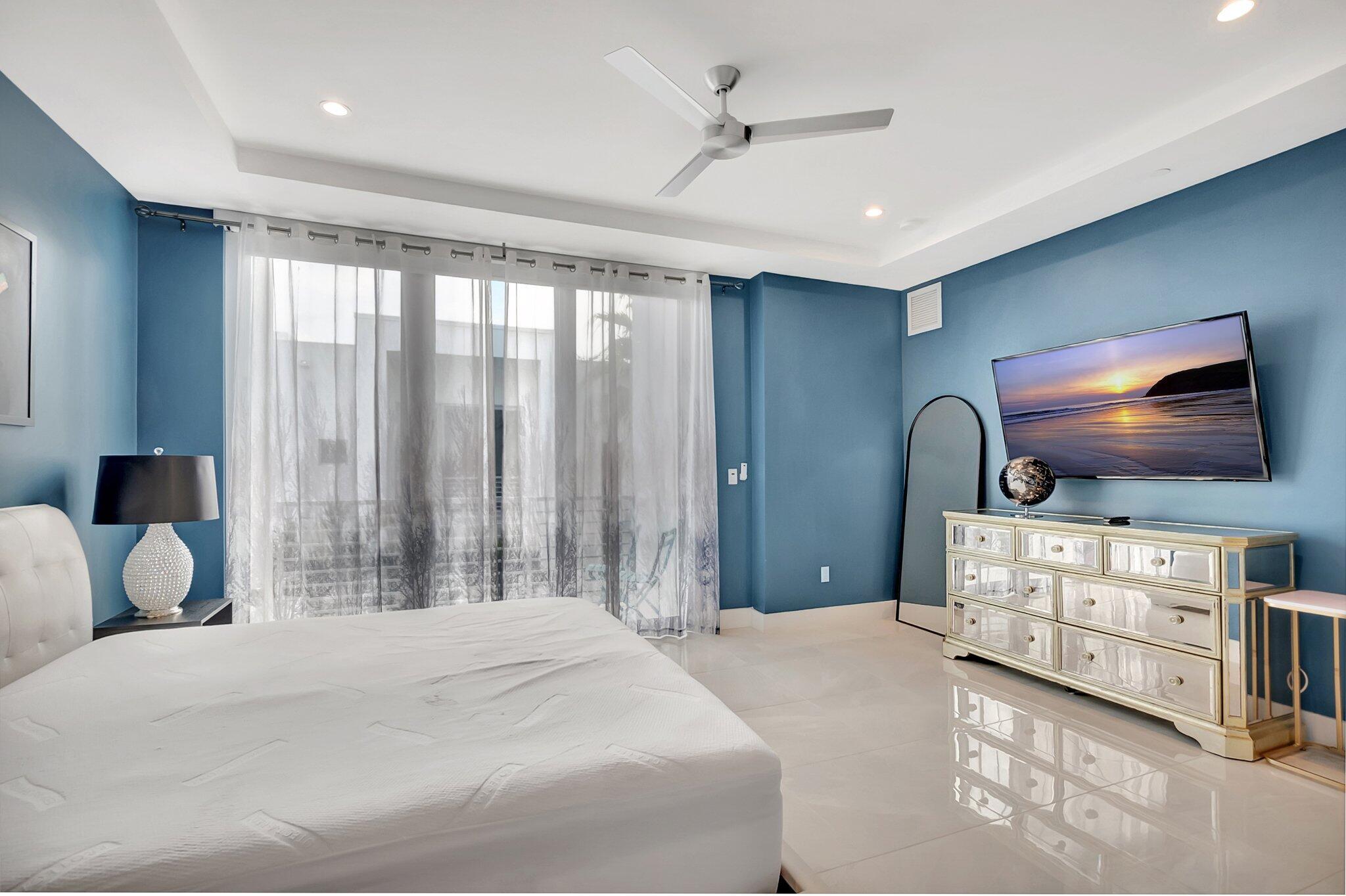 SPANISH RIVER TOWNHOMES - Residential Lease