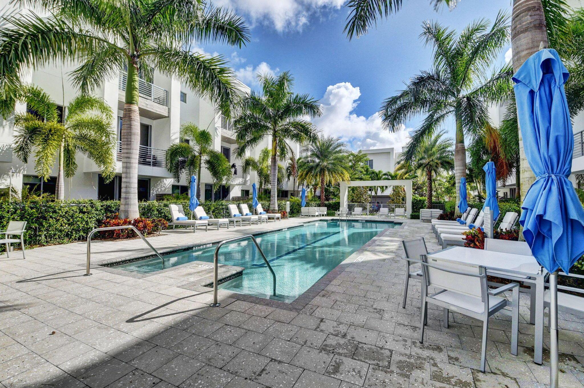 SPANISH RIVER TOWNHOMES - Residential Lease