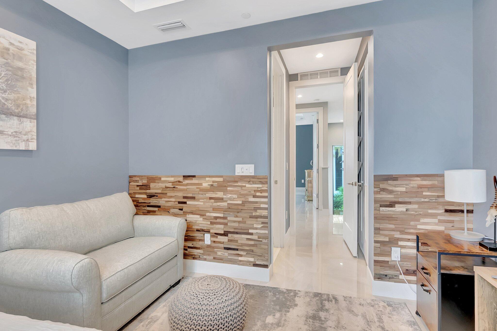 SPANISH RIVER TOWNHOMES - Residential Lease