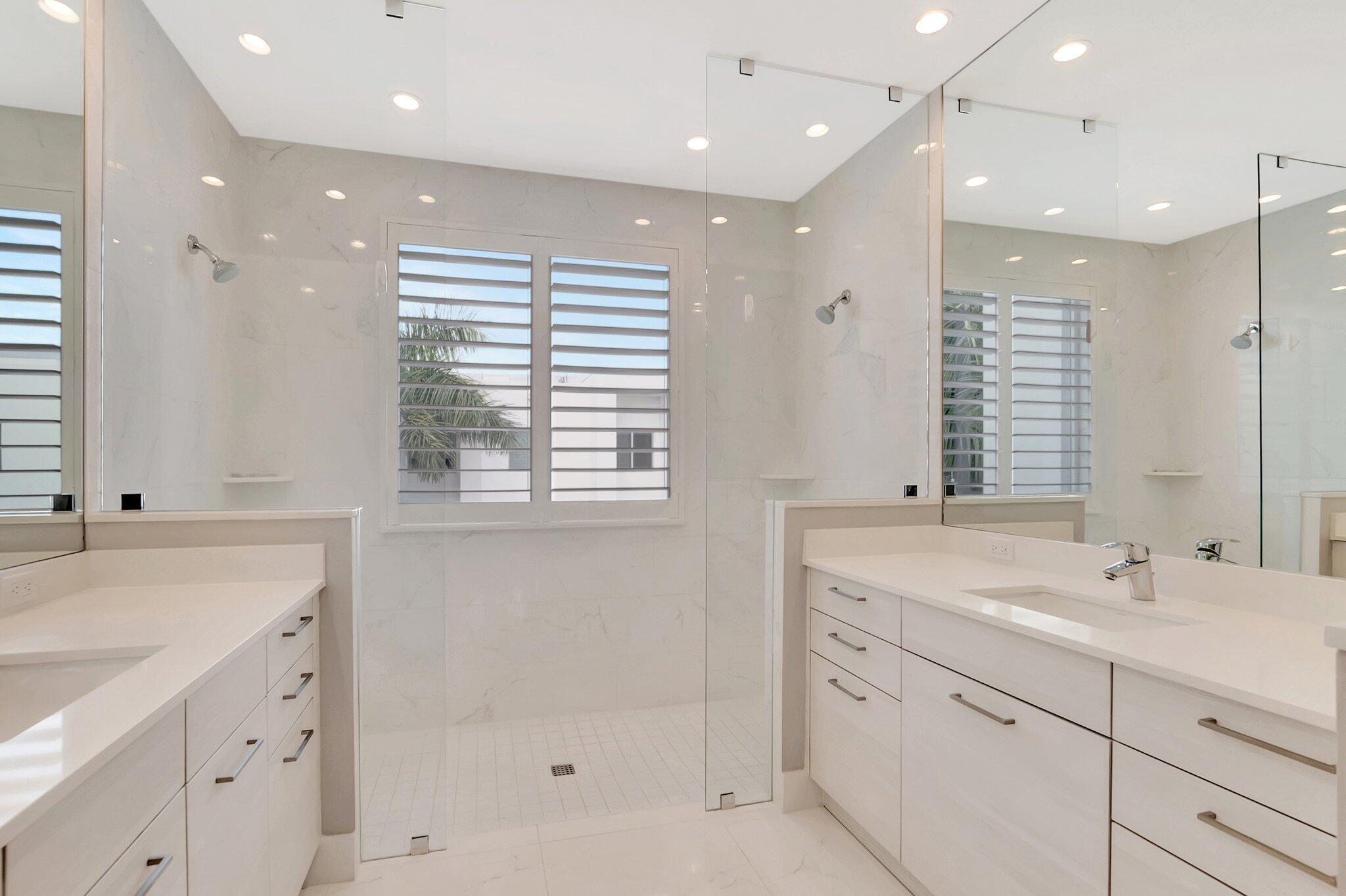 SPANISH RIVER TOWNHOMES - Residential Lease