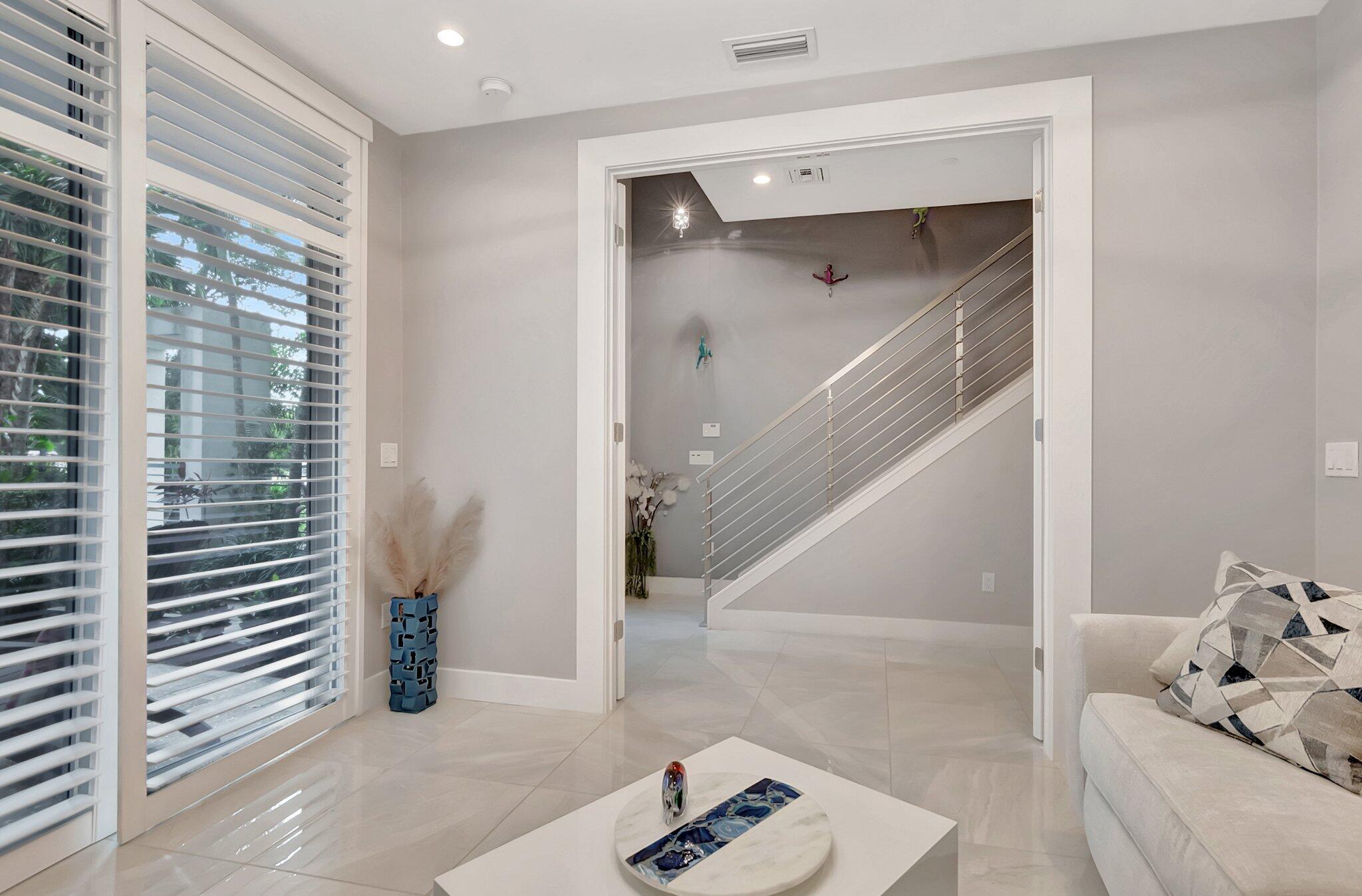 SPANISH RIVER TOWNHOMES - Residential Lease