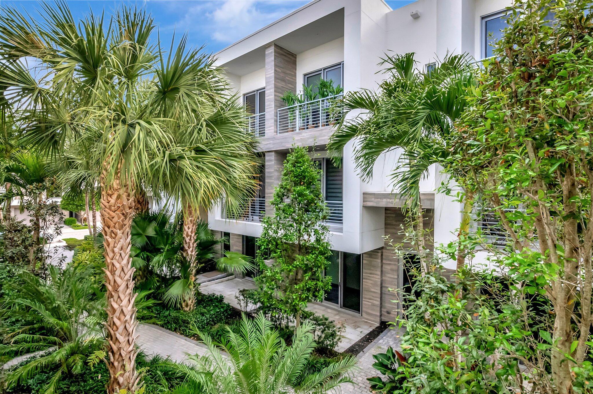 SPANISH RIVER TOWNHOMES - Residential Lease