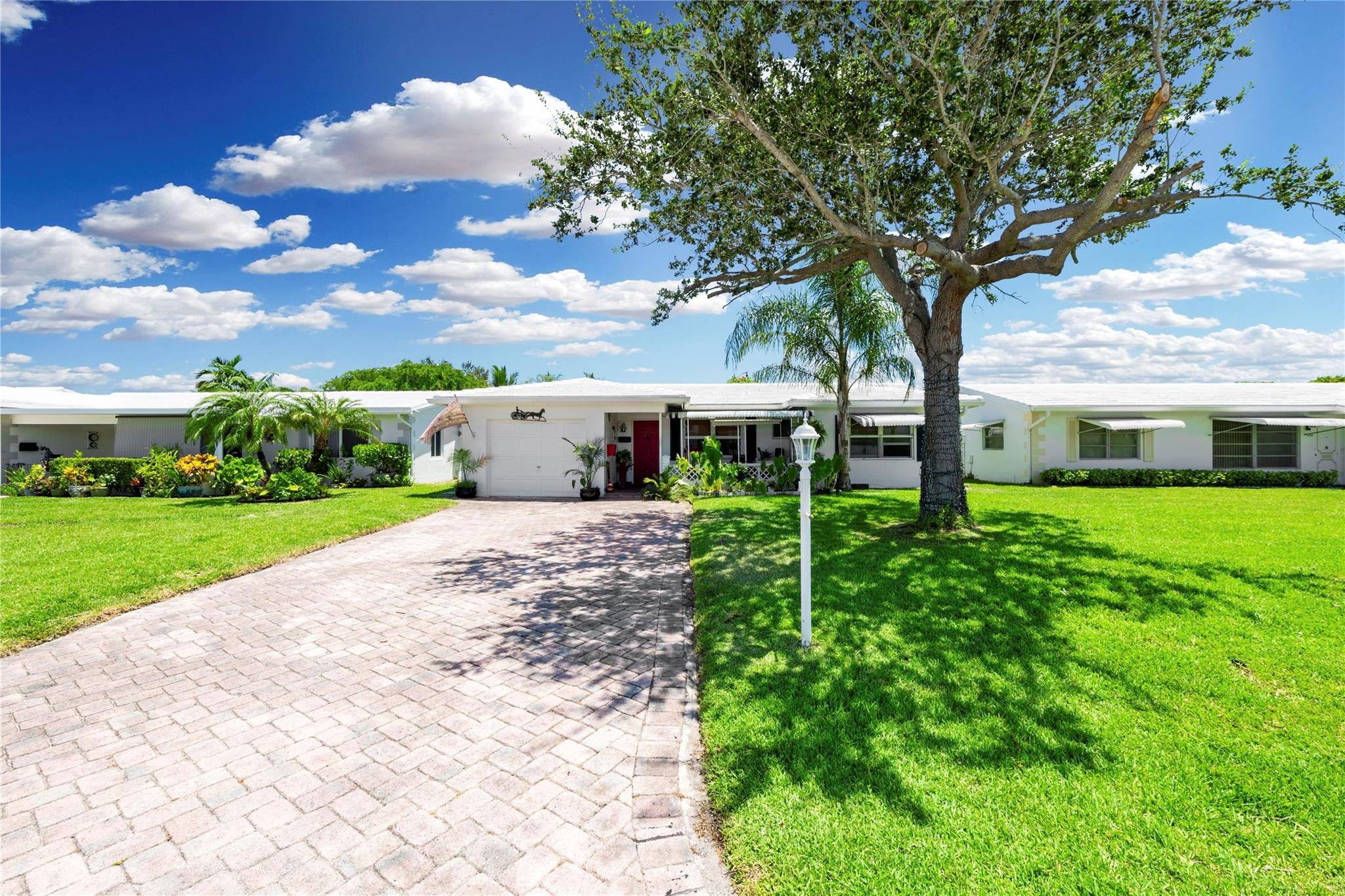 220 S Golf Boulevard