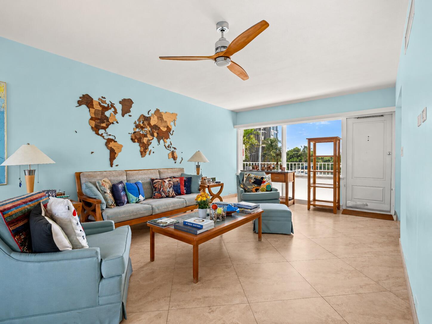 3037 Harbor Drive 18