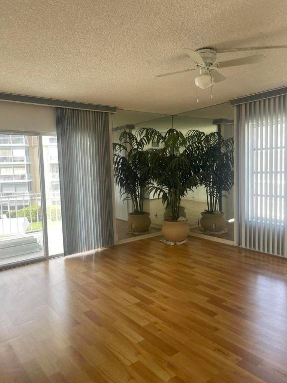 ATLANTIS SHERBROOKE VILLAS EAST CONDO - Residential