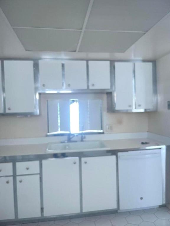 ATLANTIS SHERBROOKE VILLAS EAST CONDO - Residential