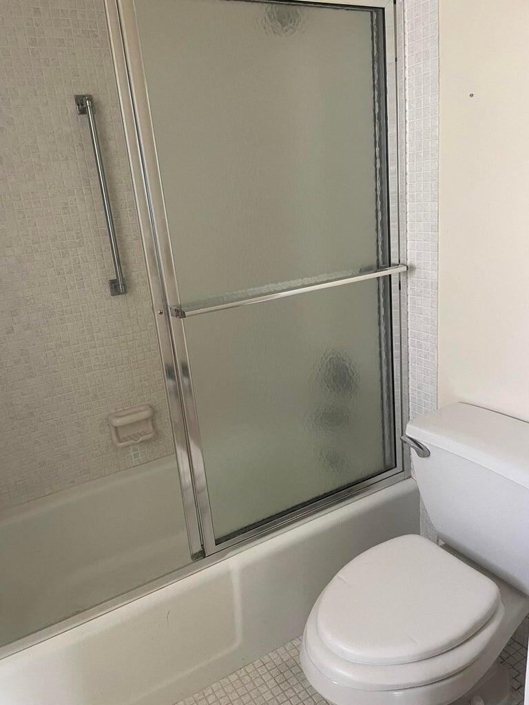 ATLANTIS SHERBROOKE VILLA - Residential