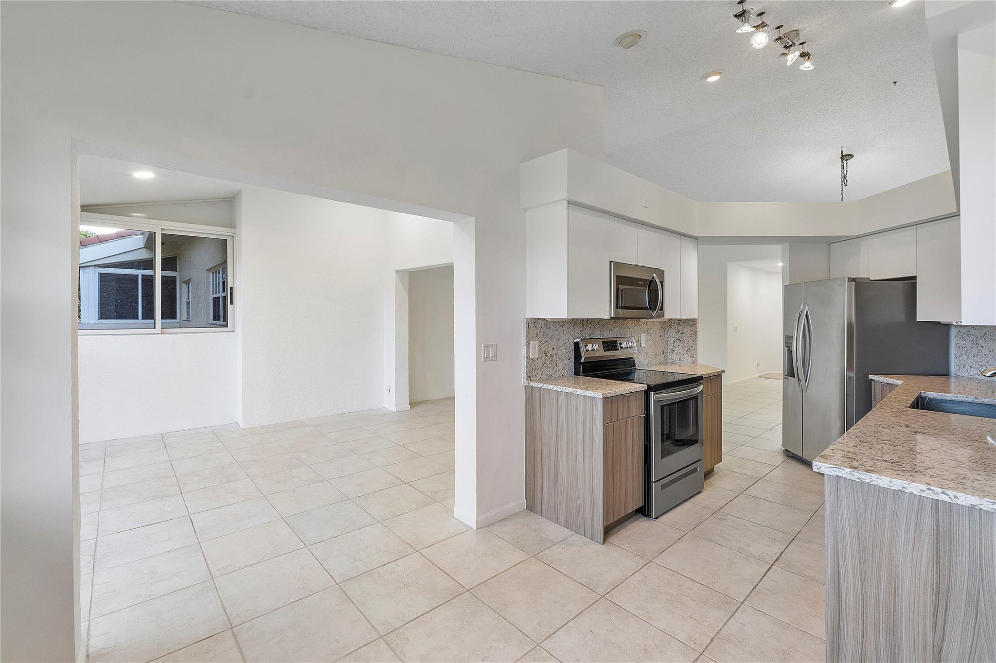 Fairways Somerset B - Residential