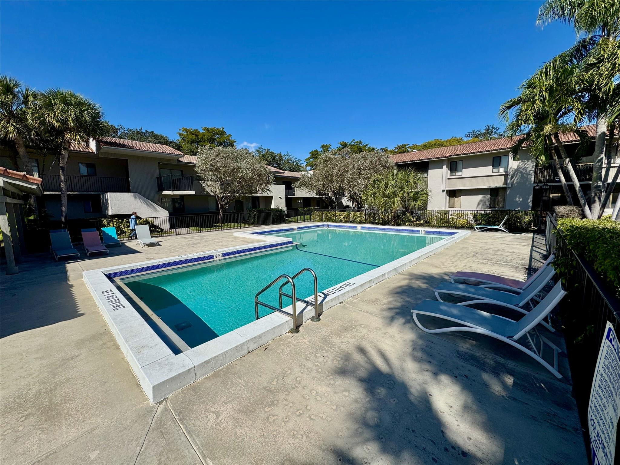 RIVERS EDGE AT OAKWOOD - Residential