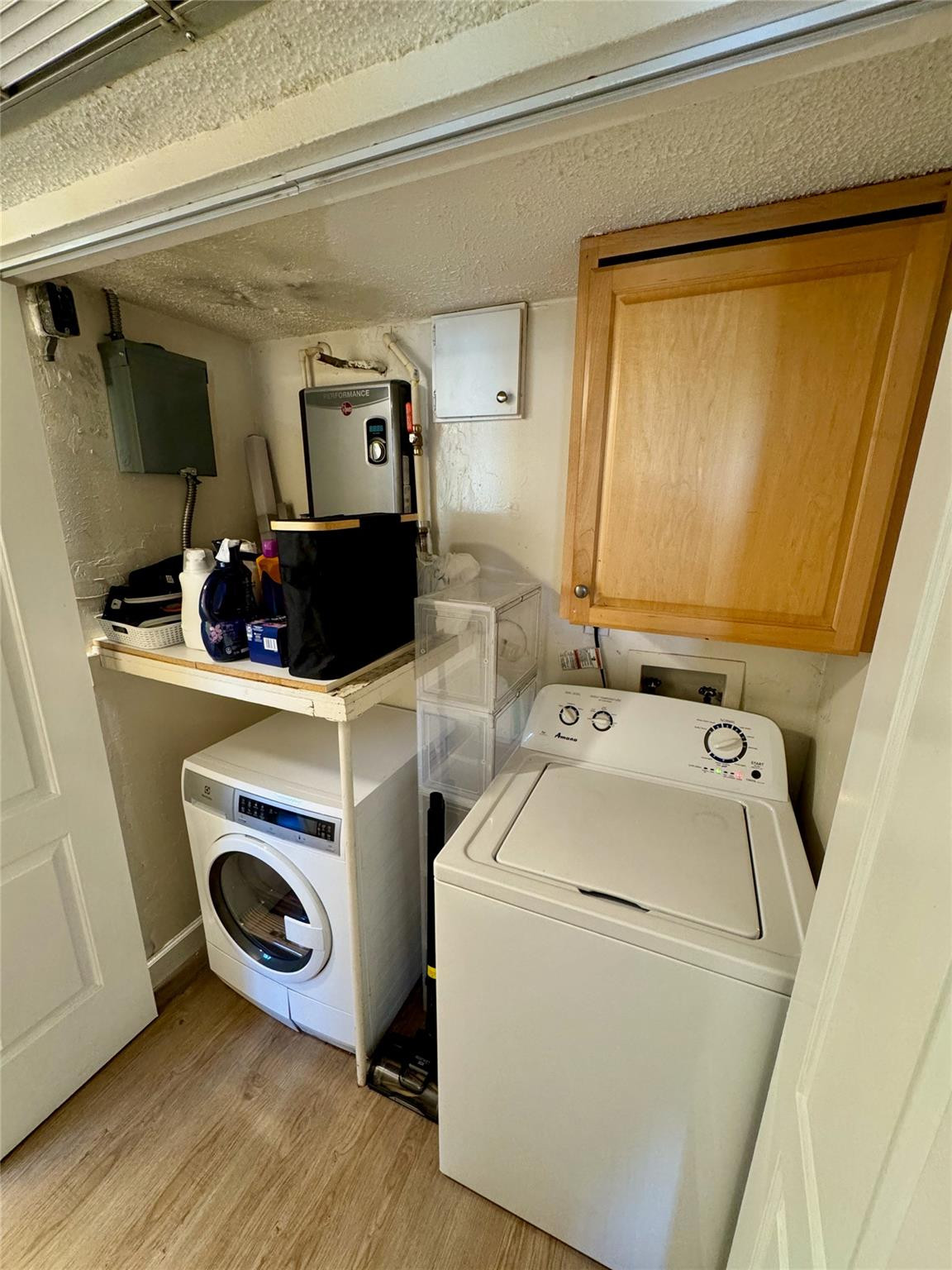 RIVERS EDGE AT OAKWOOD - Residential