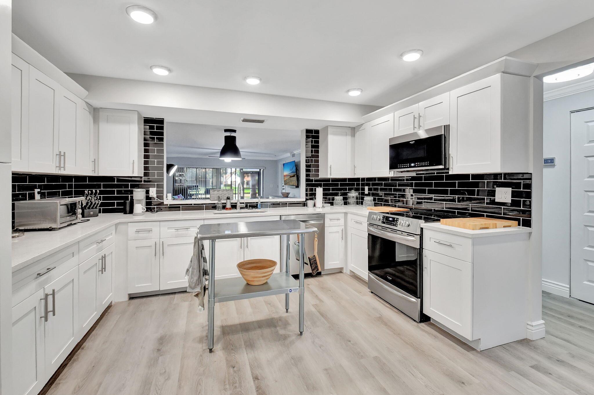 9640 Pavarotti Terrace 102