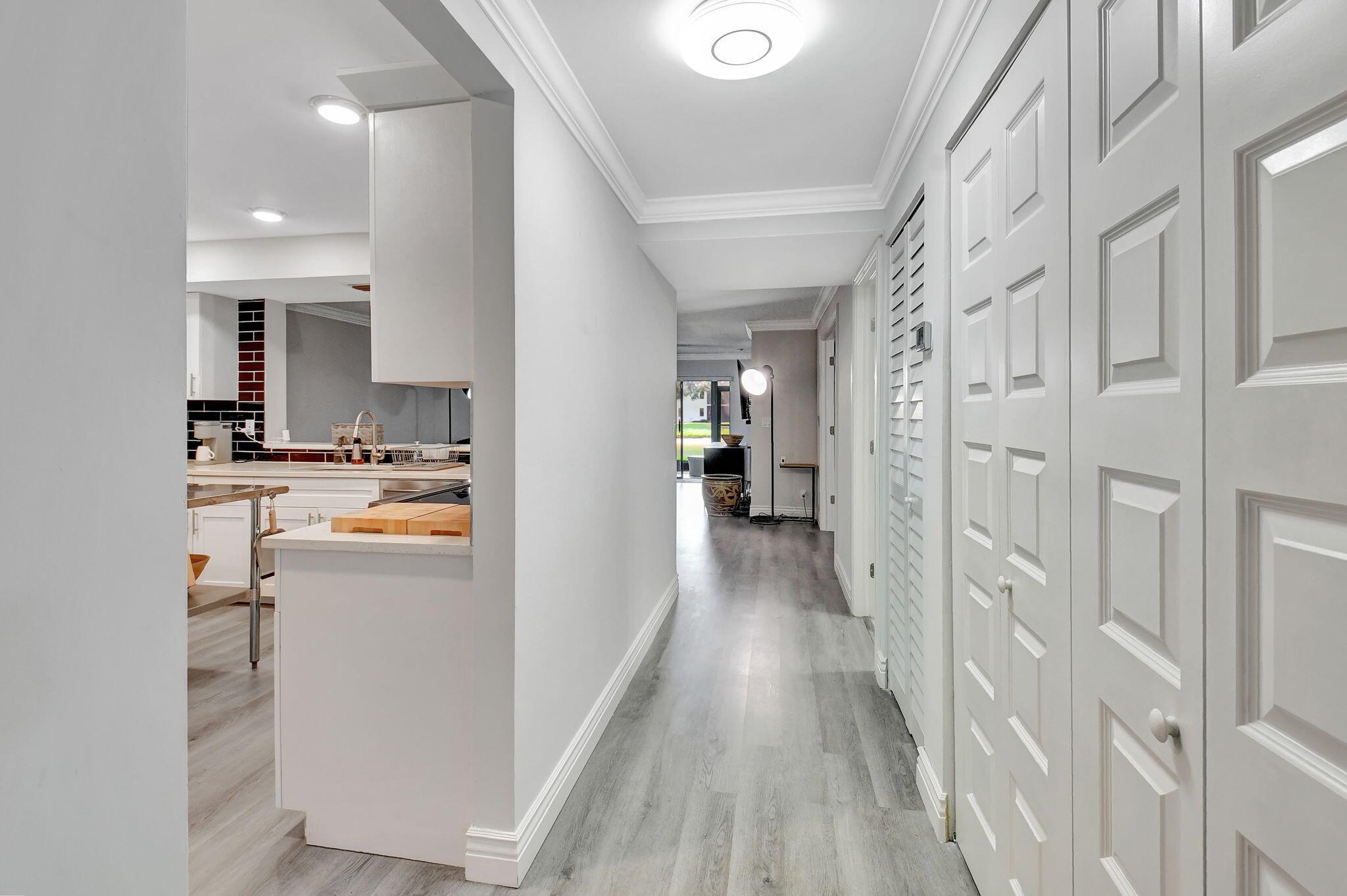 SUN VALLEY EAST CONDO - Residential