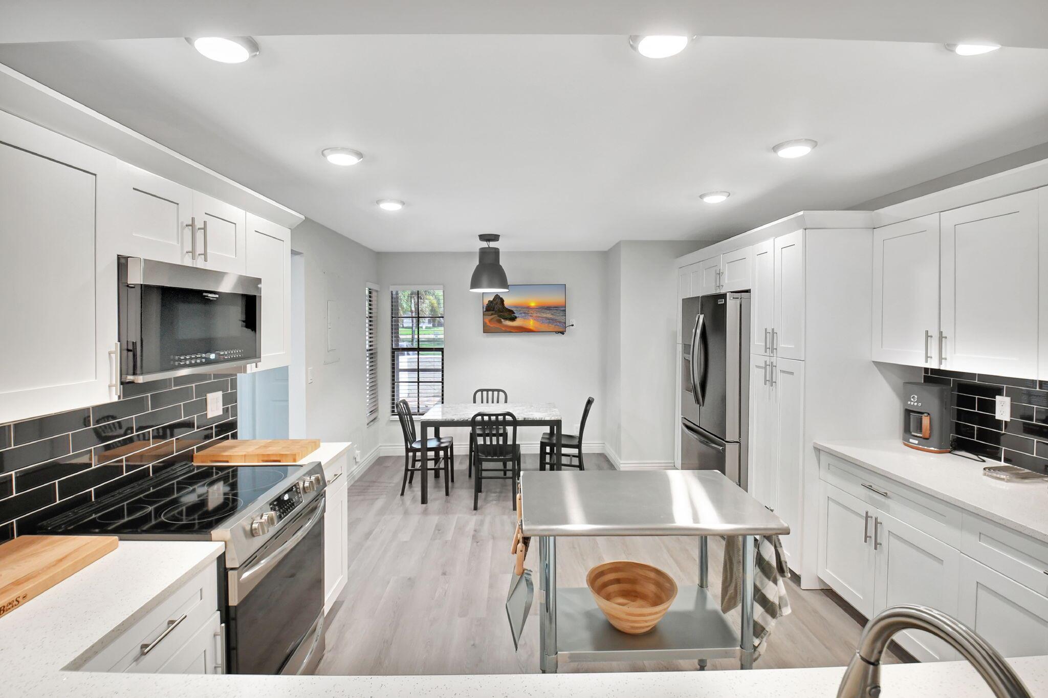 SUN VALLEY EAST CONDO - Residential