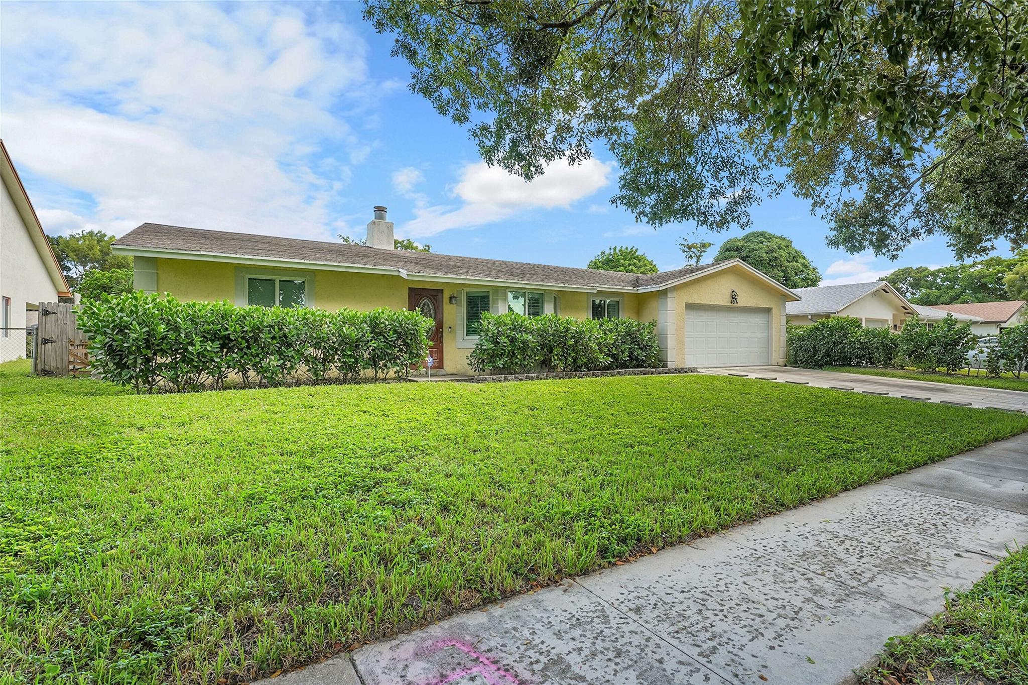 View photos, virtual tours, details... 4014 Waverly Dr
