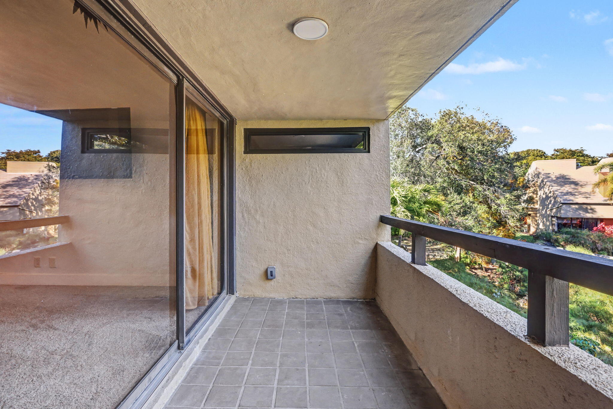 Lands End - Residential